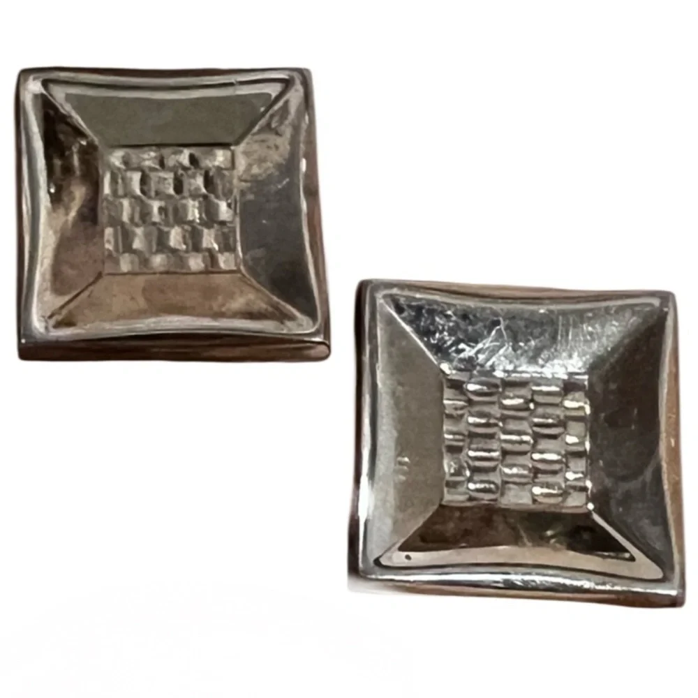 Vintage Gold Tone Square Pyramid Cufflinks Textured Center Mens Formal Accessory
